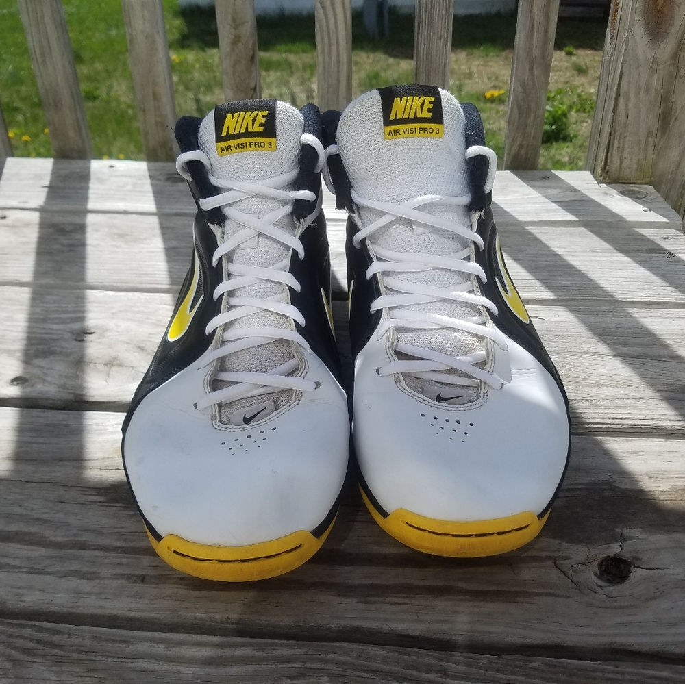 Men's Nike Air visi Pro 3 (size 11)